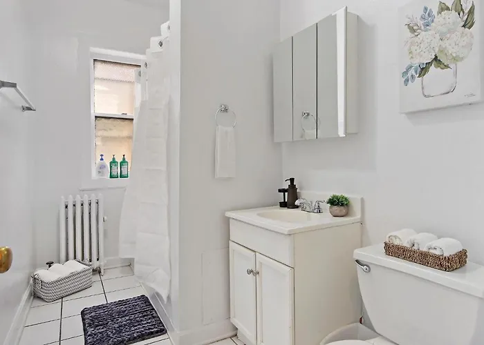 Stylish And Expansive 2br With Balcony - Buckingham 3 Appartamento Chicago