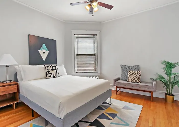 Stylish And Expansive 2br With Balcony - Buckingham 3 Appartamento